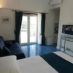 Lavinum Farma Monte di Procida